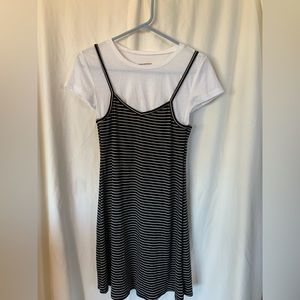 Arizona jeans co. Shirt/dress. Attached. 90’s style inspired b/w striped dress